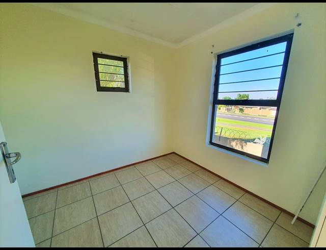 2 BEDROOM APARTMENT FOR SALE IN PAROW NORTH